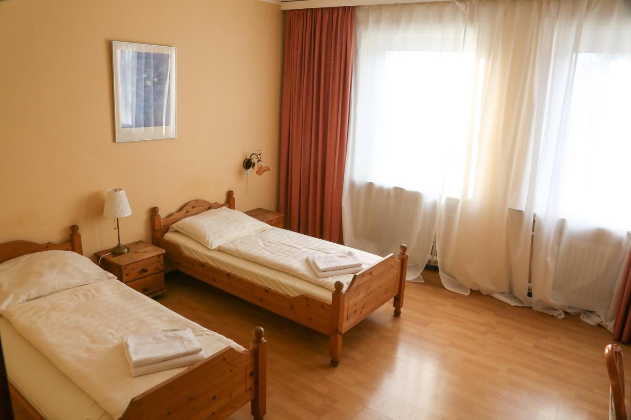 Taverna Hotel Roemerkrug Хановер Екстериор снимка