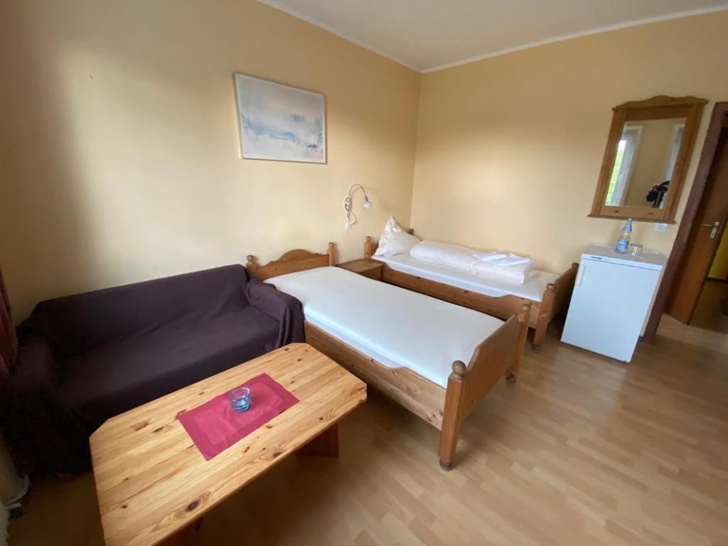 Taverna Hotel Roemerkrug Хановер Екстериор снимка